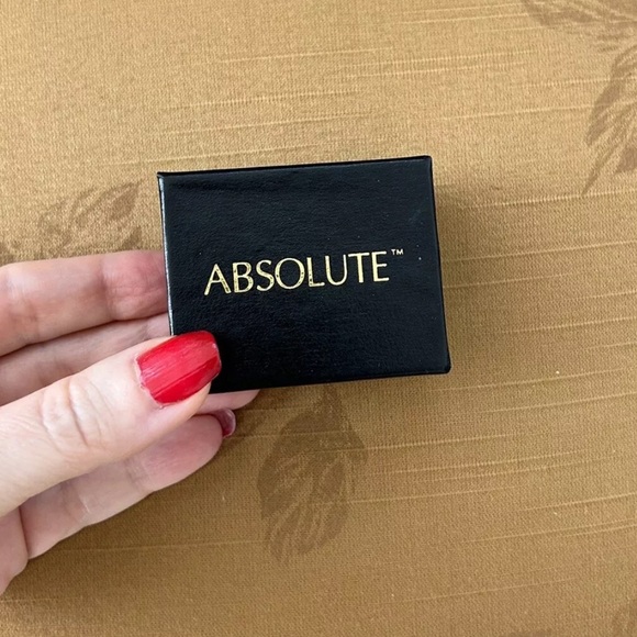 Absolute CZ Galaxy Cut Round Small Stud Pierced Earrings NWT - Picture 3 of 9